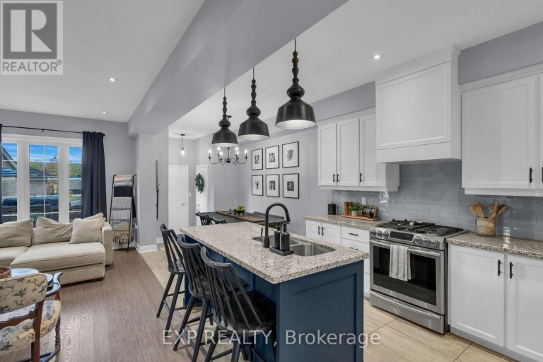 10 VITA STEPHANIE COURT, Georgina (Sutton & Jackson's Point), Ontario, L0E1R0