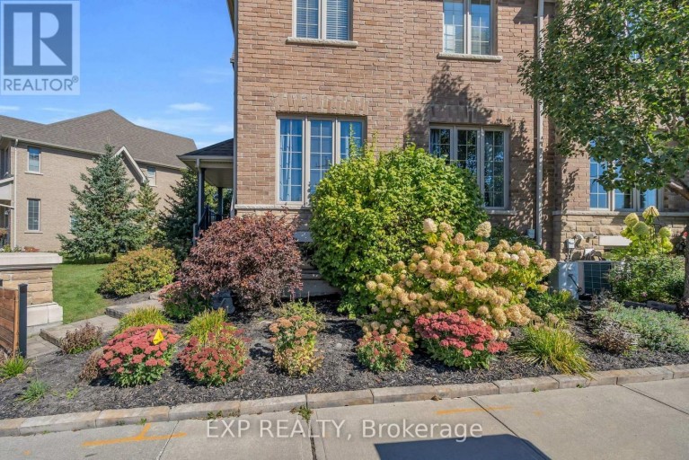 10 VITA STEPHANIE COURT, Georgina (Sutton & Jackson's Point), Ontario, L0E1R0