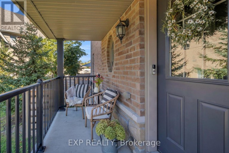 10 VITA STEPHANIE COURT, Georgina (Sutton & Jackson's Point), Ontario, L0E1R0