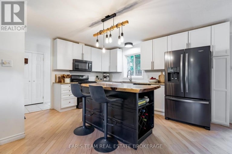 55 DAVENPORT DRIVE, Springwater (Hillsdale), Ontario, L0L1V0