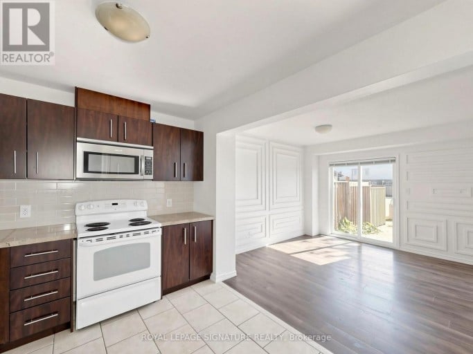 6 - 75 PRINCE WILLIAM WAY, Barrie (Innis-Shore), Ontario, L4M0A1
