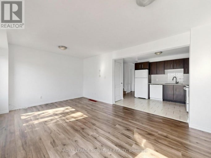 6 - 75 PRINCE WILLIAM WAY, Barrie (Innis-Shore), Ontario, L4M0A1