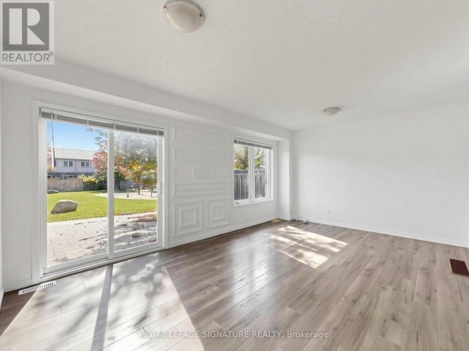 6 - 75 PRINCE WILLIAM WAY, Barrie (Innis-Shore), Ontario, L4M0A1