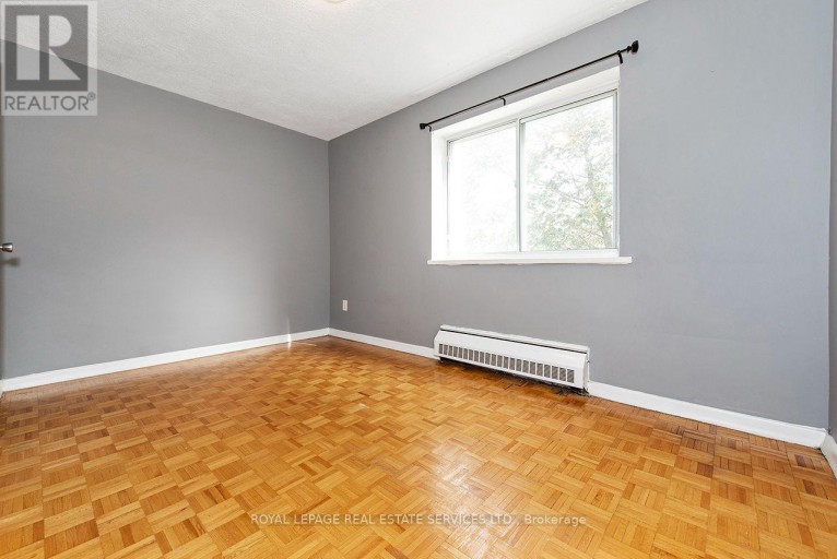 305 - 785 BROWNS LINE, Toronto (Alderwood), Ontario, M8W3V8