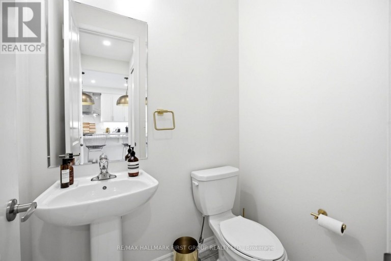 7 SALT CREEK TERRACE, Caledon, Ontario, L7C4J2
