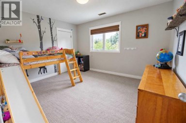 2822 6A Avenue S Lethbridge Alberta photo 19