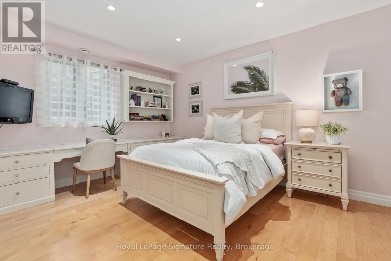 21 TRAILS END, Collingwood, Ontario, L9Y5B1