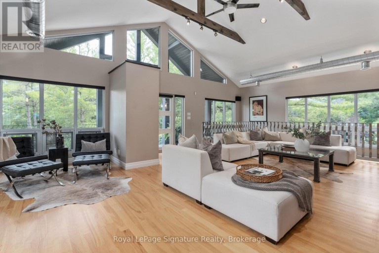 21 TRAILS END, Collingwood, Ontario, L9Y5B1