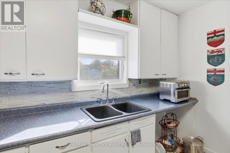 4982 MONCK ROAD, Kawartha Lakes (Kinmount), Ontario, K0M2A0