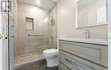 78 BURGON PLACE Aurora (Aurora Village) Ontario photo 19