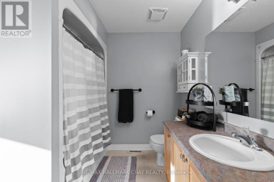 38 - 430 MAPLEVIEW DRIVE E Barrie (Painswick South) Ontario photo 15