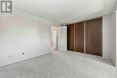 51 MAPLESTONE AVENUE Sarnia Ontario photo 19