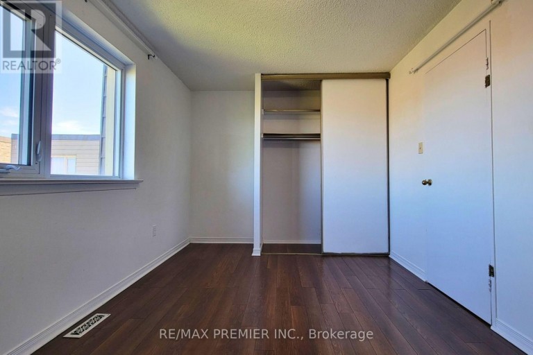 345 - 4005 DON MILLS ROAD, Toronto (Hillcrest Village), Ontario, M2H3J9