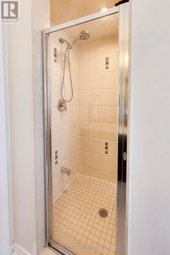 2 FRANK DAVIS STREET, Markham (Cornell), Ontario, L6B0V9