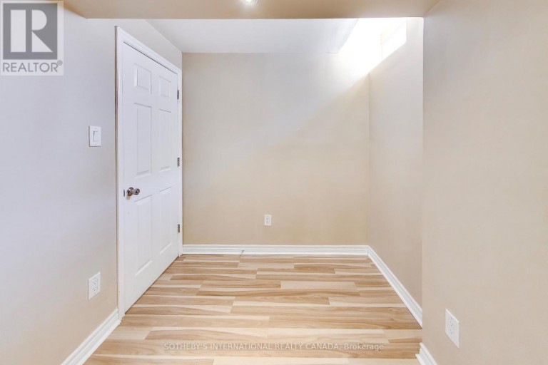 2 FRANK DAVIS STREET, Markham (Cornell), Ontario, L6B0V9