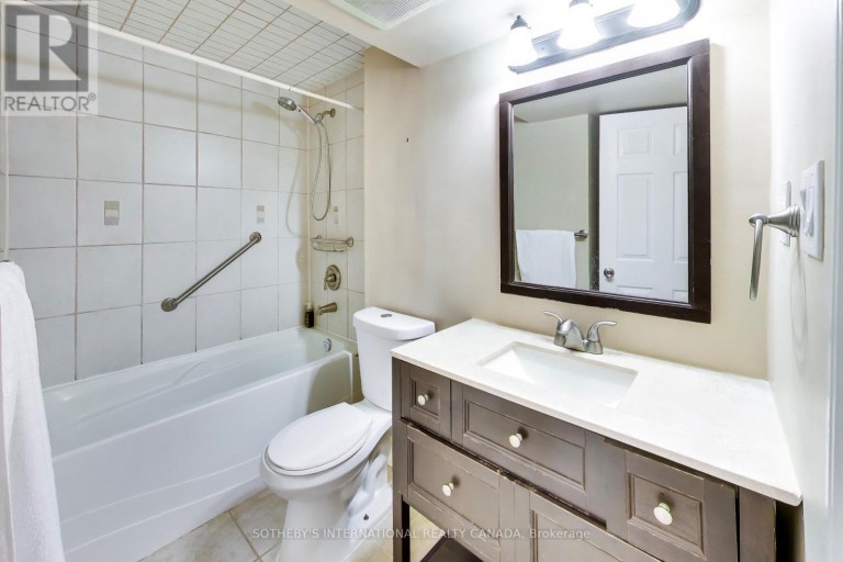 2 FRANK DAVIS STREET, Markham (Cornell), Ontario, L6B0V9