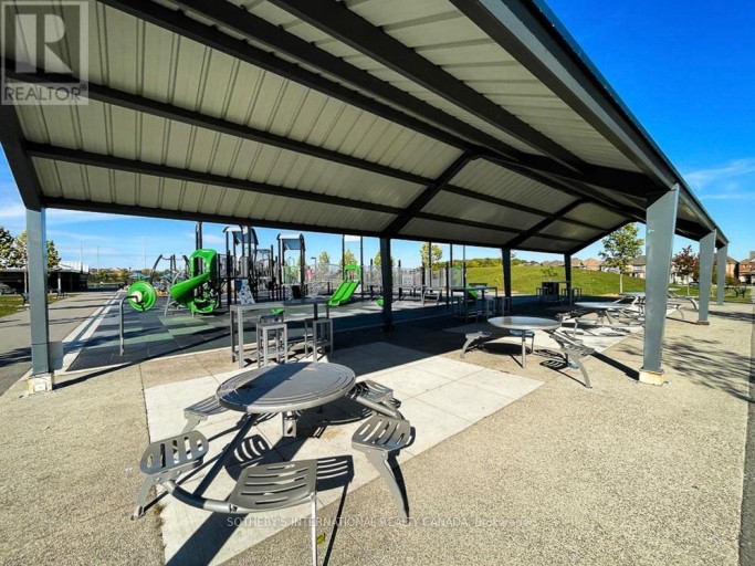 2 FRANK DAVIS STREET, Markham (Cornell), Ontario, L6B0V9