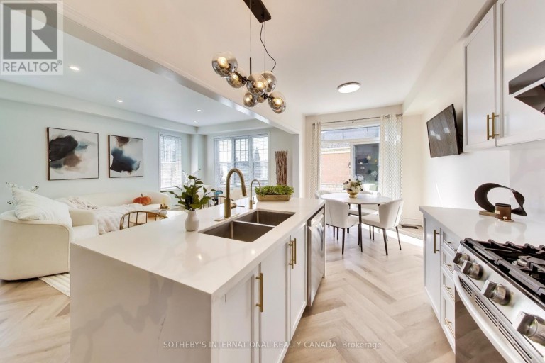 2 FRANK DAVIS STREET, Markham (Cornell), Ontario, L6B0V9