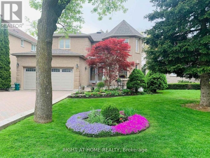 27 ADDISON STREET, Richmond Hill (North Richvale), Ontario, L4C9N1