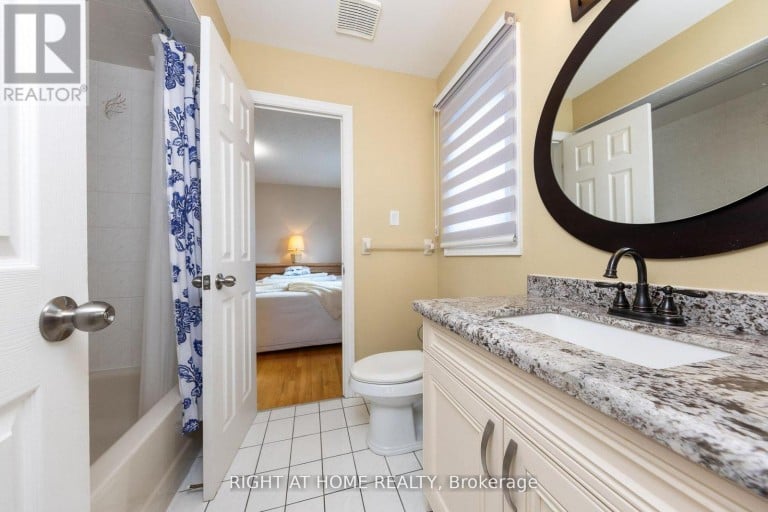 27 ADDISON STREET, Richmond Hill (North Richvale), Ontario, L4C9N1