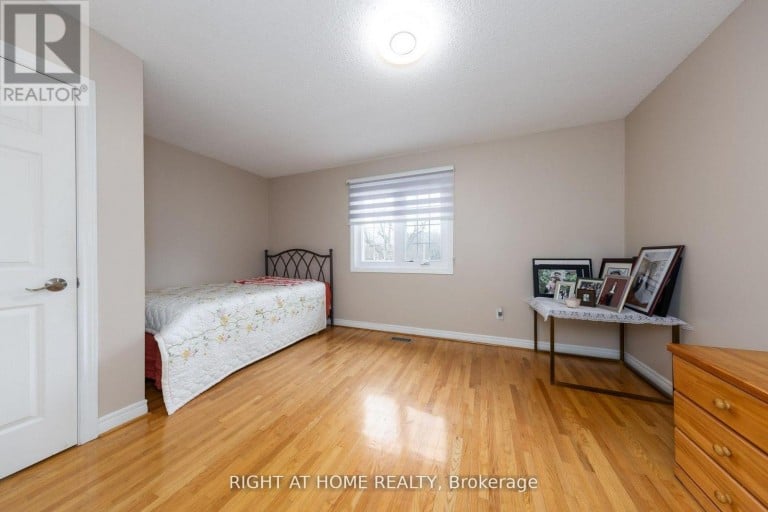 27 ADDISON STREET, Richmond Hill (North Richvale), Ontario, L4C9N1