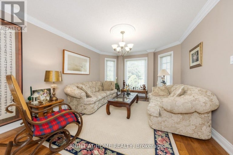27 ADDISON STREET, Richmond Hill (North Richvale), Ontario, L4C9N1
