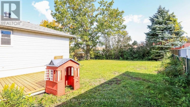 9 BRONTE CRESCENT, Barrie (Letitia Heights), Ontario, L4N5B8