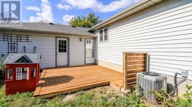 9 BRONTE CRESCENT Barrie (Letitia Heights) Ontario photo 12