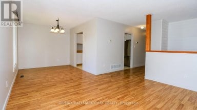 9 BRONTE CRESCENT Barrie (Letitia Heights) Ontario photo 18