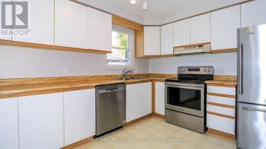 9 BRONTE CRESCENT Barrie (Letitia Heights) Ontario photo 24