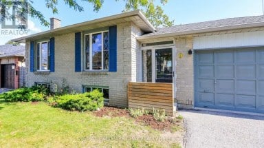 9 BRONTE CRESCENT Barrie (Letitia Heights) Ontario photo 3