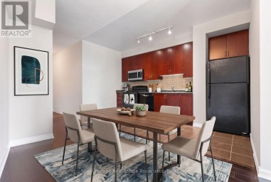 1709 - 223 WEBB DRIVE Mississauga (City Centre) Ontario photo 2