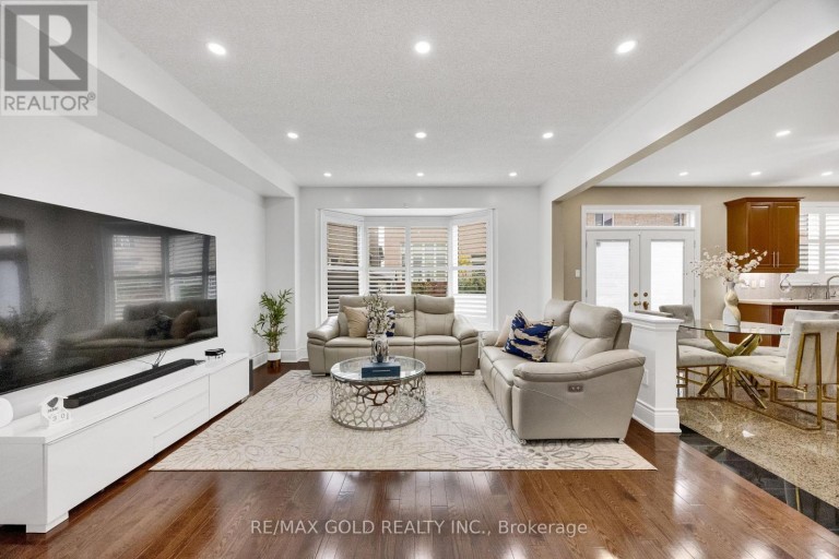 120 WATSONBROOK DRIVE, Brampton (Sandringham-Wellington), Ontario, L6R0R4