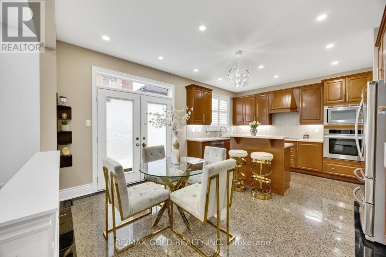 120 WATSONBROOK DRIVE, Brampton (Sandringham-Wellington), Ontario, L6R0R4