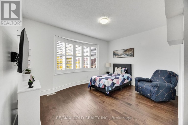 120 WATSONBROOK DRIVE, Brampton (Sandringham-Wellington), Ontario, L6R0R4