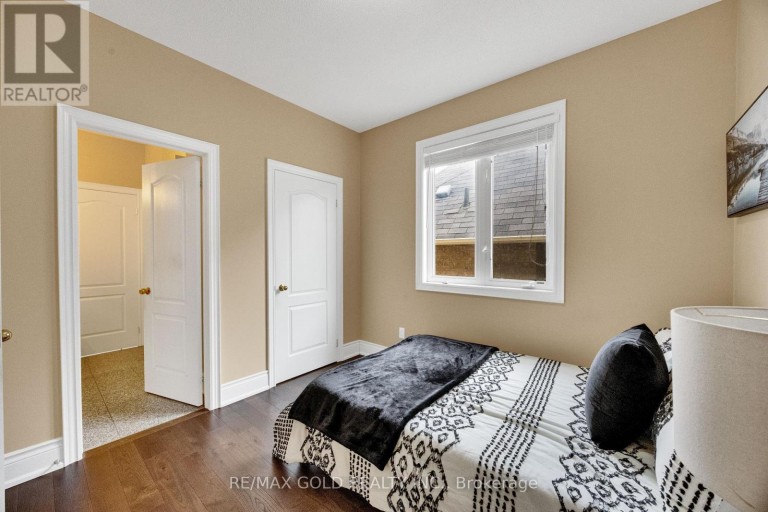 120 WATSONBROOK DRIVE, Brampton (Sandringham-Wellington), Ontario, L6R0R4
