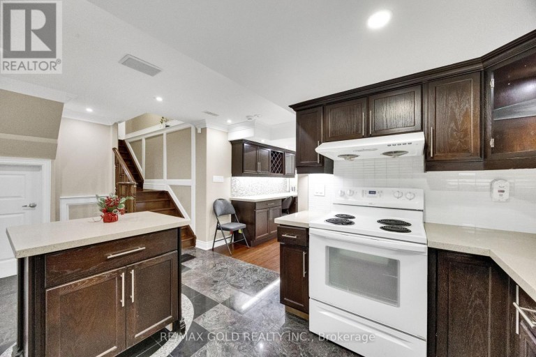 120 WATSONBROOK DRIVE, Brampton (Sandringham-Wellington), Ontario, L6R0R4