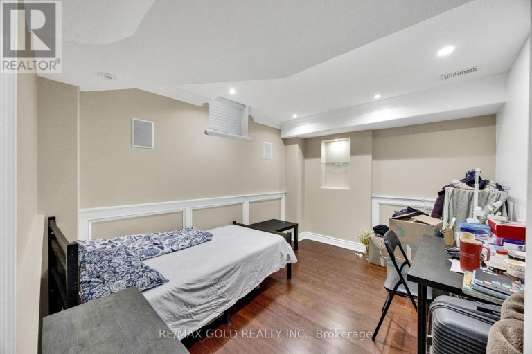 120 WATSONBROOK DRIVE, Brampton (Sandringham-Wellington), Ontario, L6R0R4