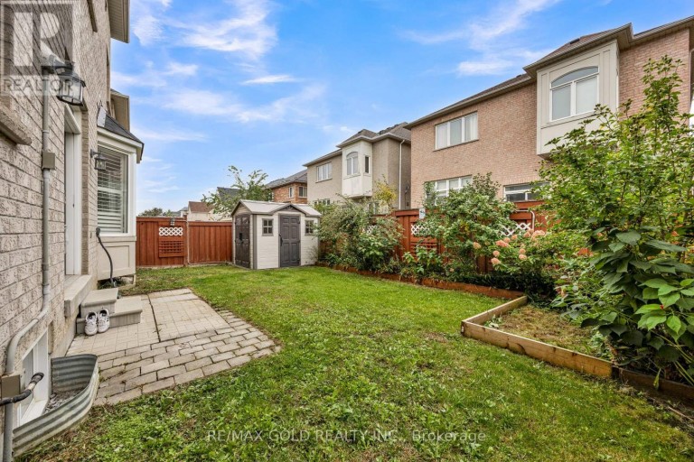 120 WATSONBROOK DRIVE, Brampton (Sandringham-Wellington), Ontario, L6R0R4