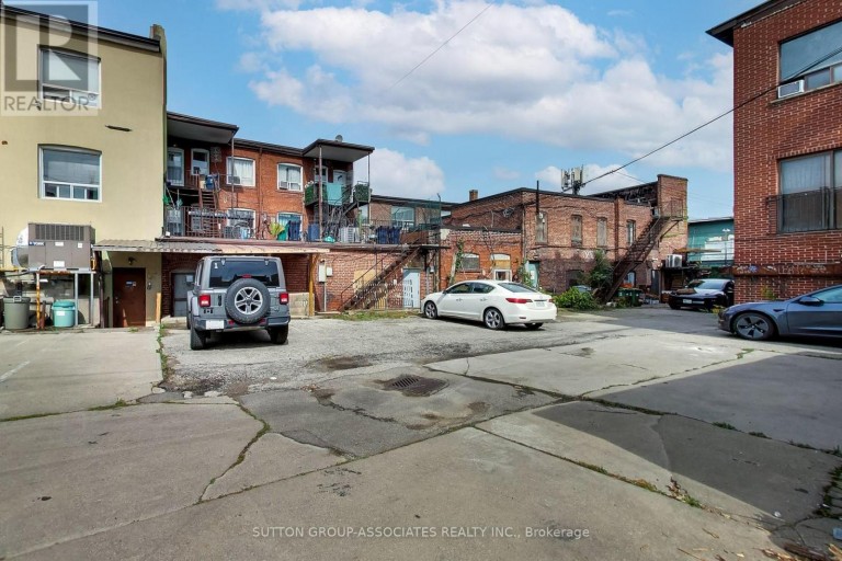 1181-1183 ST CLAIR AVENUE W, Toronto (Corso Italia-Davenport), Ontario, M6E1B5