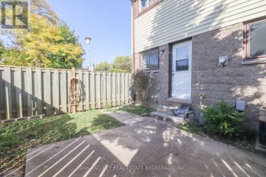 40 - 825 DUNDALK DRIVE London South (South Q) Ontario photo 22