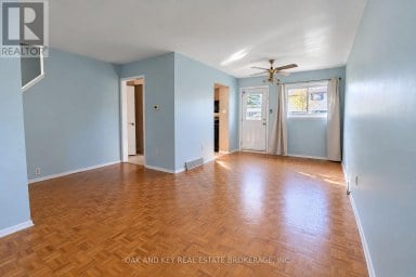 40 - 825 DUNDALK DRIVE London South (South Q) Ontario photo 5