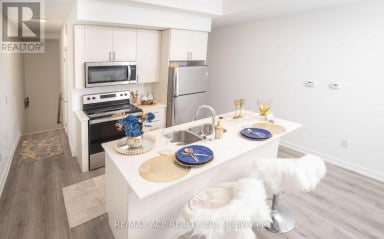 105 - 3686 ST CLAIR AVENUE E Toronto (Cliffcrest) Ontario photo 4