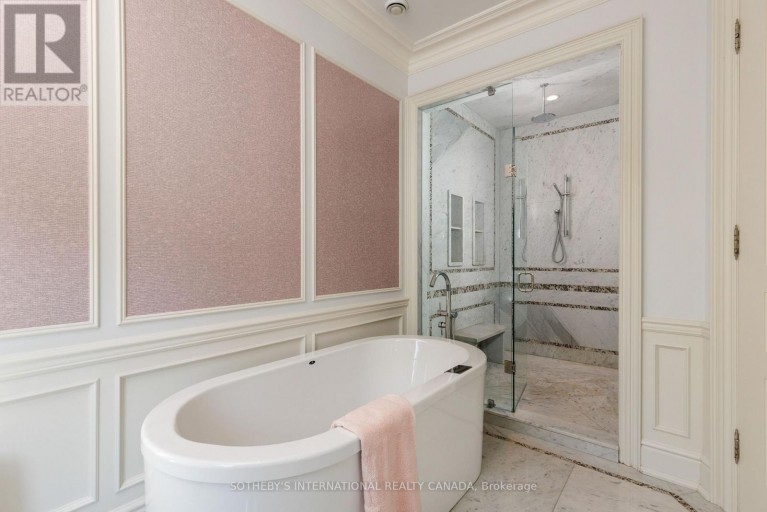 29 EDGEHILL ROAD, Toronto (Edenbridge-Humber Valley), Ontario, M9A4N1