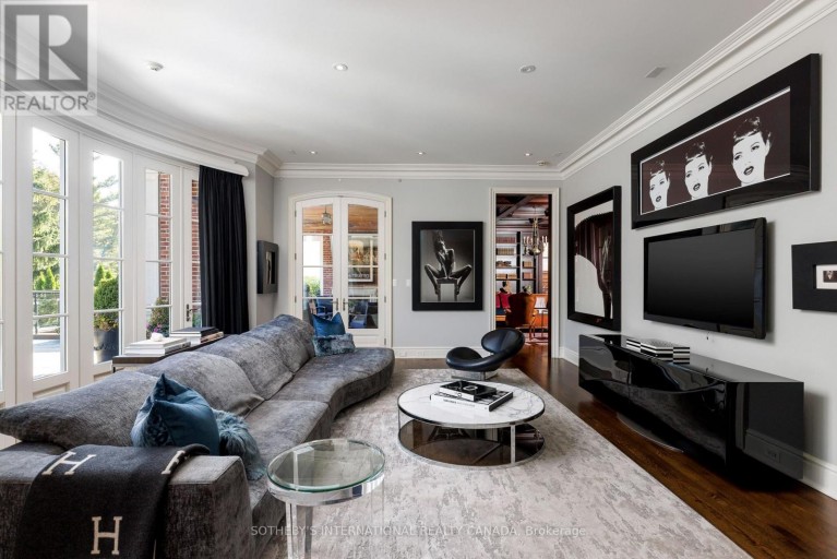29 EDGEHILL ROAD, Toronto (Edenbridge-Humber Valley), Ontario, M9A4N1