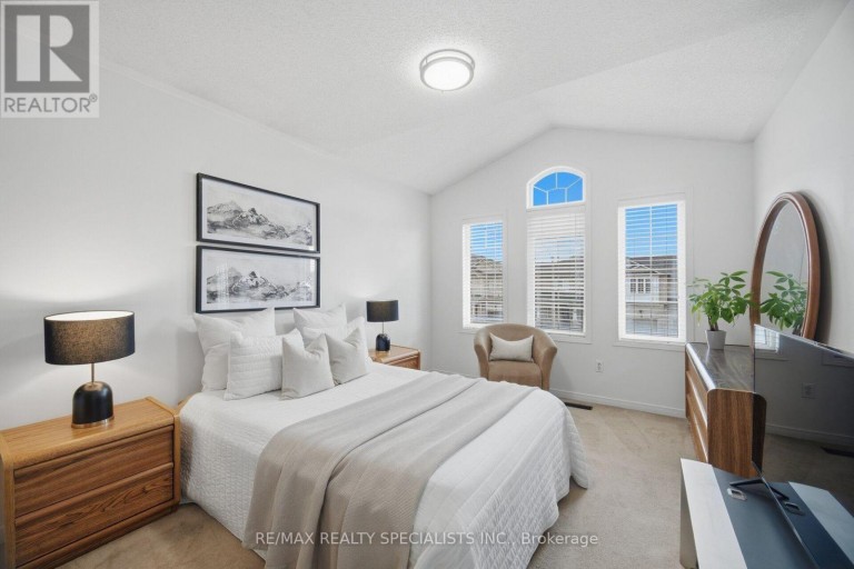30 PASSFIELD TRAIL, Brampton (Bram East), Ontario, L6P1T8