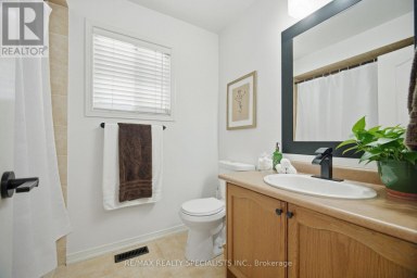 30 PASSFIELD TRAIL Brampton (Bram East) Ontario photo 16