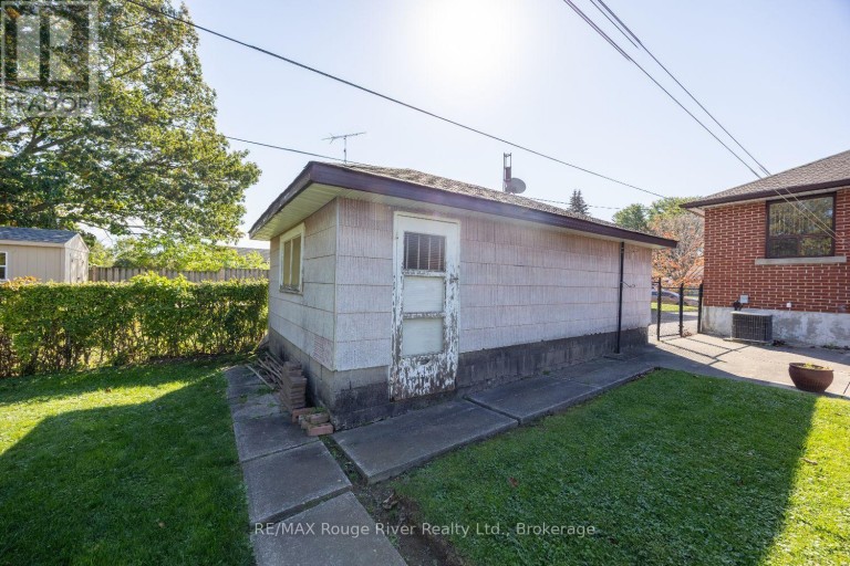 287 GUELPH STREET, Oshawa (Donevan), Ontario, L1H6J3