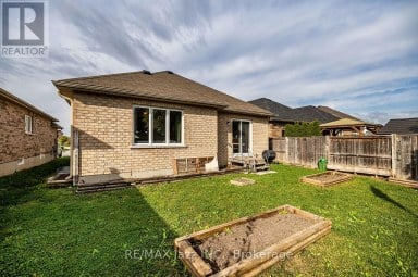 10 MILNER COURT Kawartha Lakes (Lindsay) Ontario photo 25