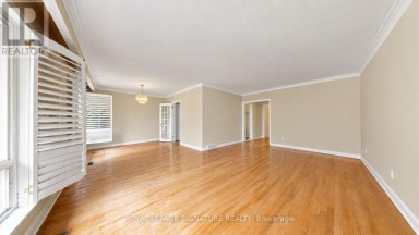 35 FLORENS AVENUE Toronto (Clairlea-Birchmount) Ontario photo 23